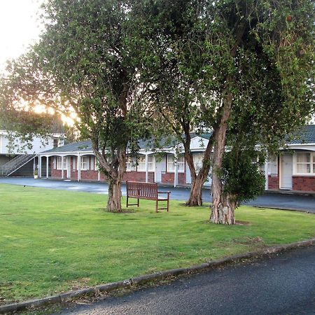 Colonial Motel Papakura Exteriör bild