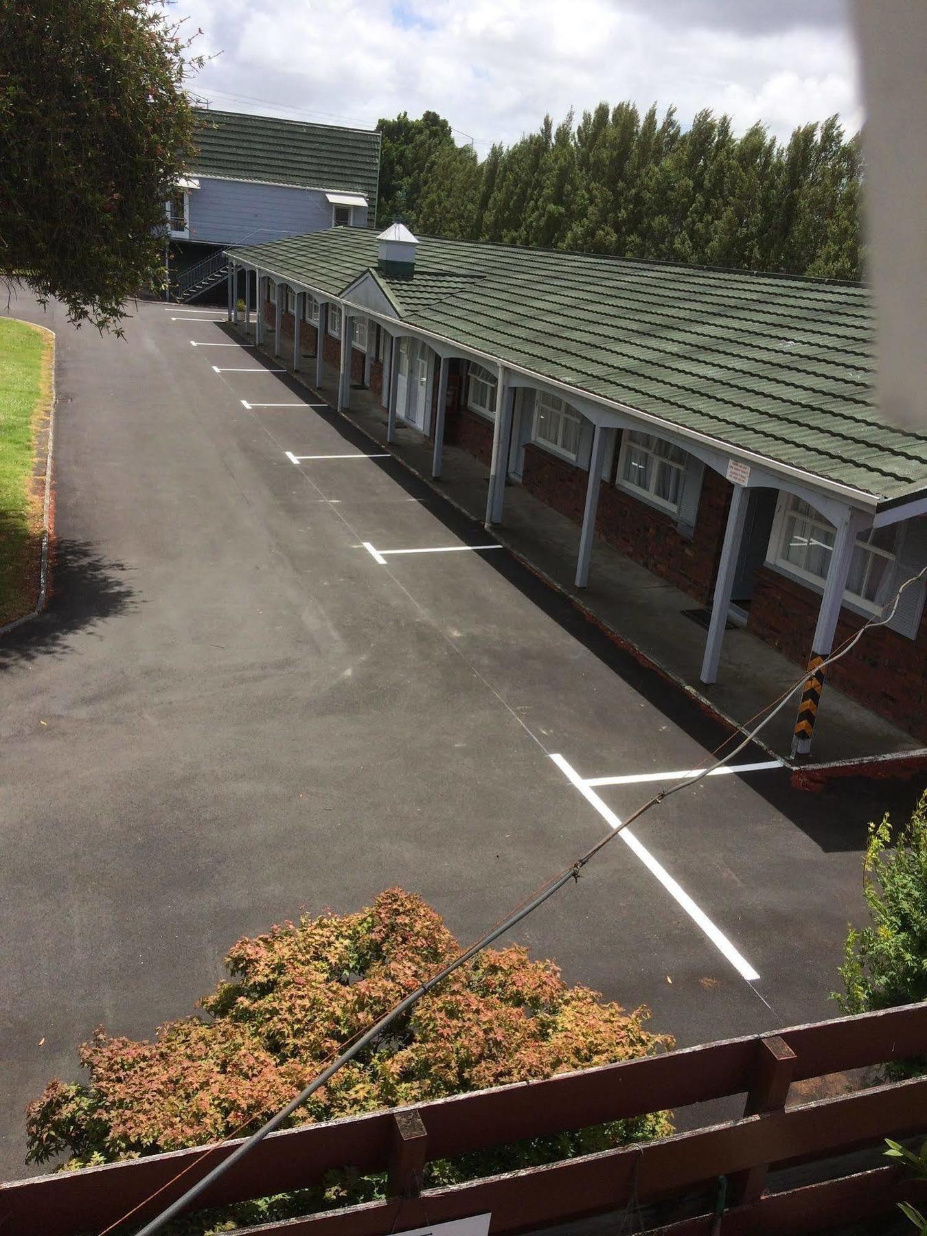 Colonial Motel Papakura Exteriör bild